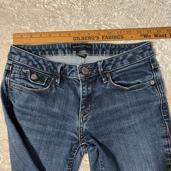 Banana Republic Dark Blue Low Rise Bootcut Jeans. Size 4L - Picture 4 of 6